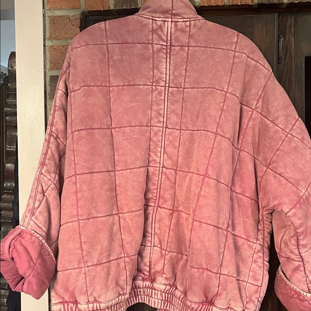 FreePeople Dolman Pink. Quilted Jacket - Picture 4 of 5